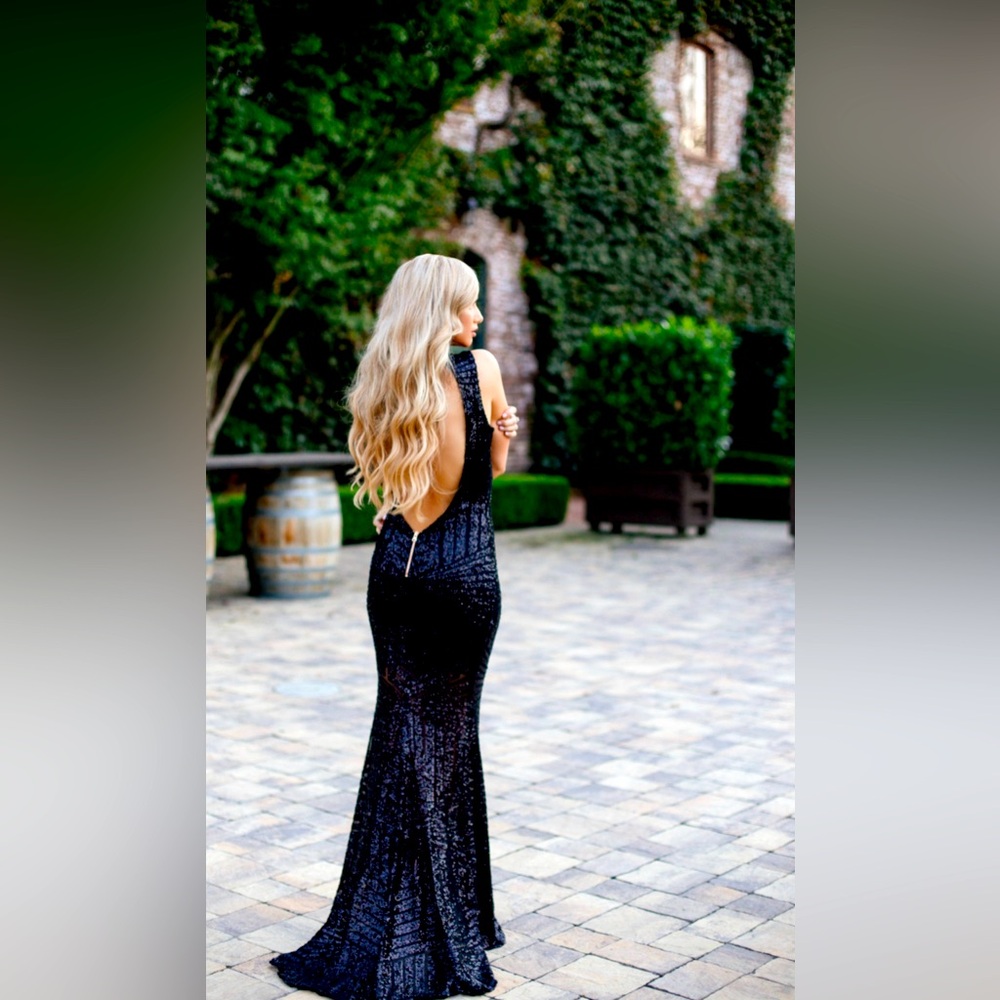 Black Sequin Dress Backless